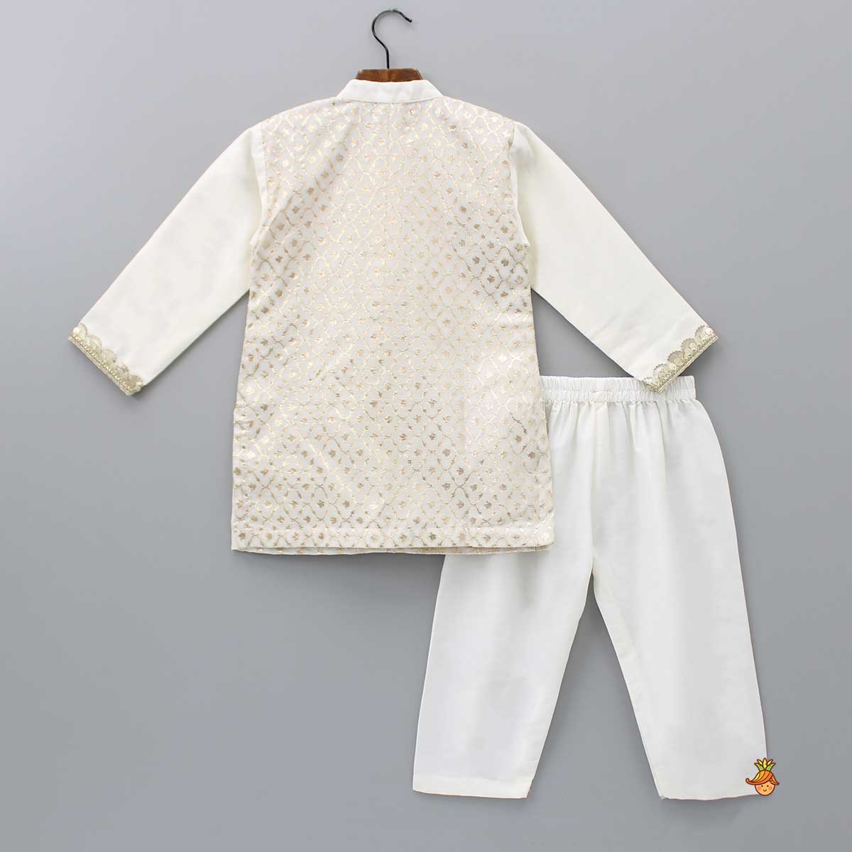 Patch Pocket Detail Chanderi Embroidered Cream Attached Flap Kurta And Pyjama