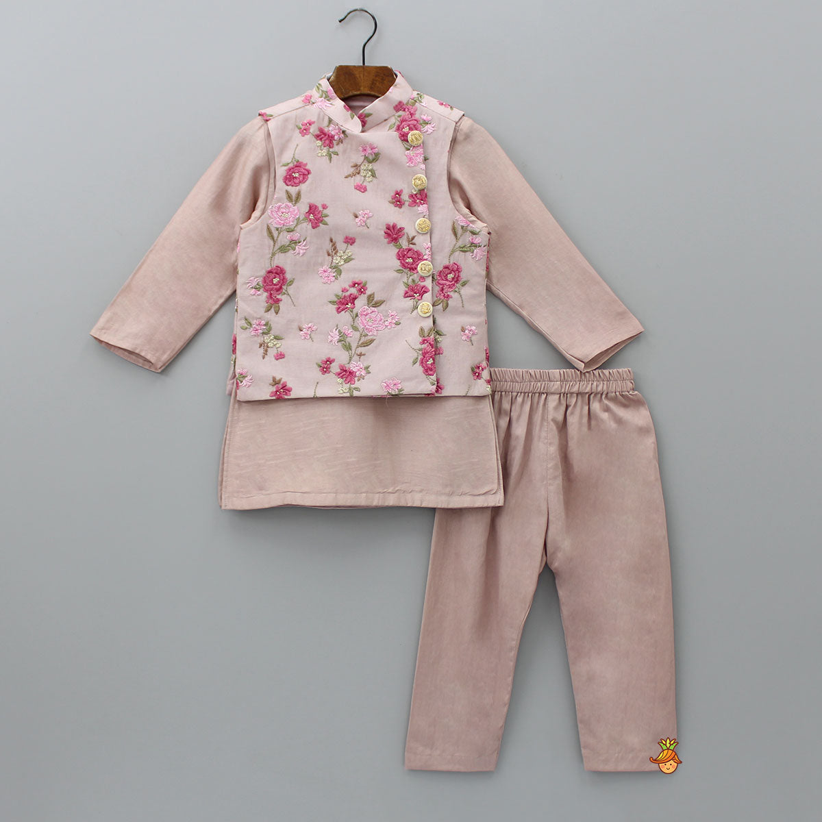 Ethnic Kurta With Pink Floral Embroidered Jacket And Pyjama