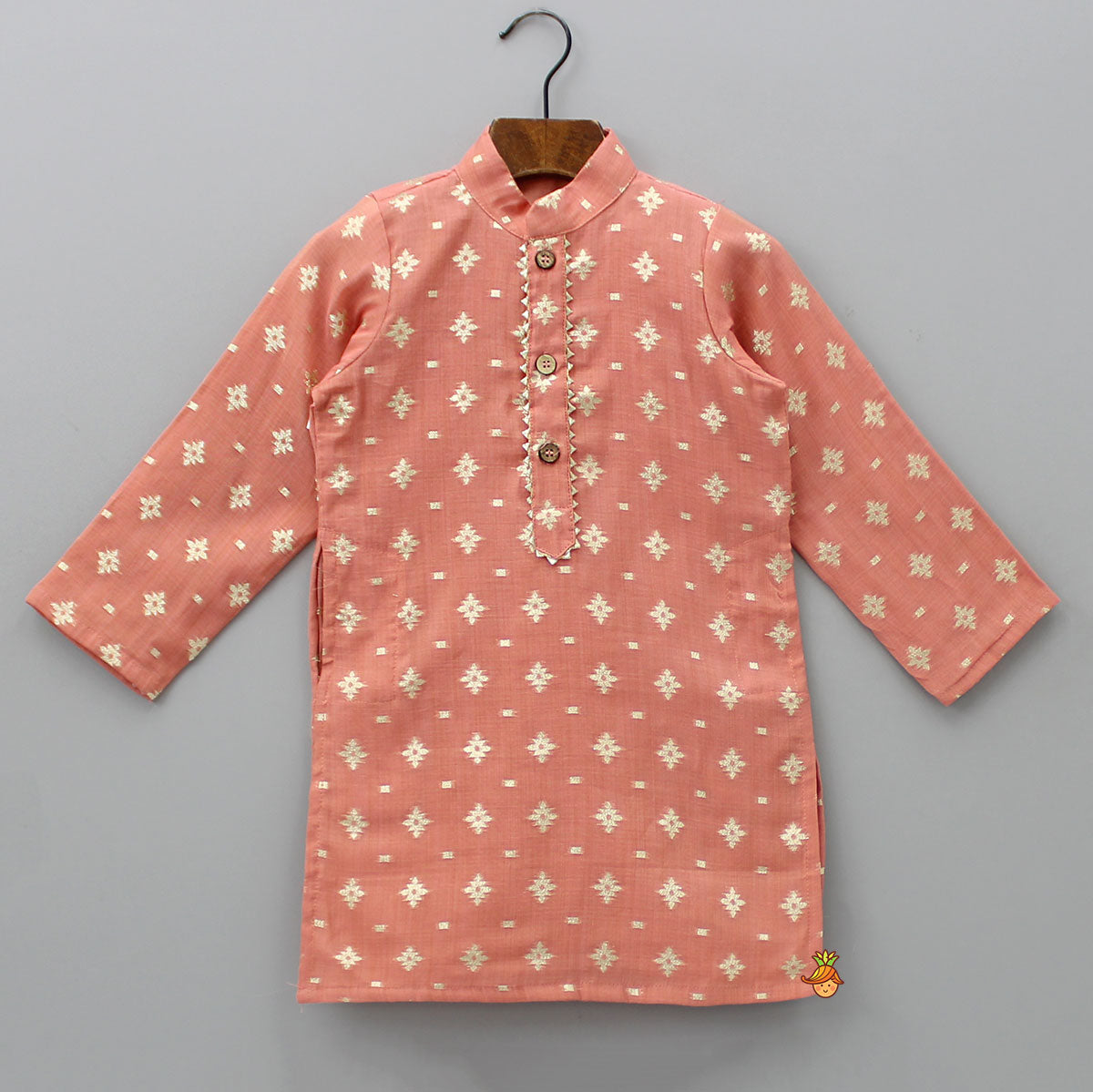 Chanderi Embroidered Kurta And Beige Pyjama