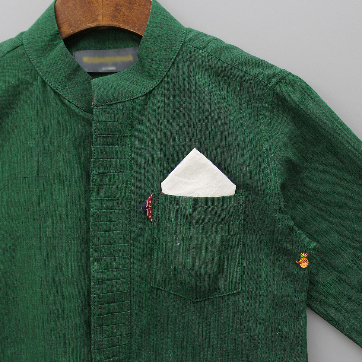 Contrasting Pocket Square Detail Dark Green Shirt