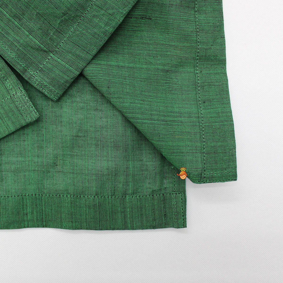 Contrasting Pocket Square Detail Dark Green Shirt