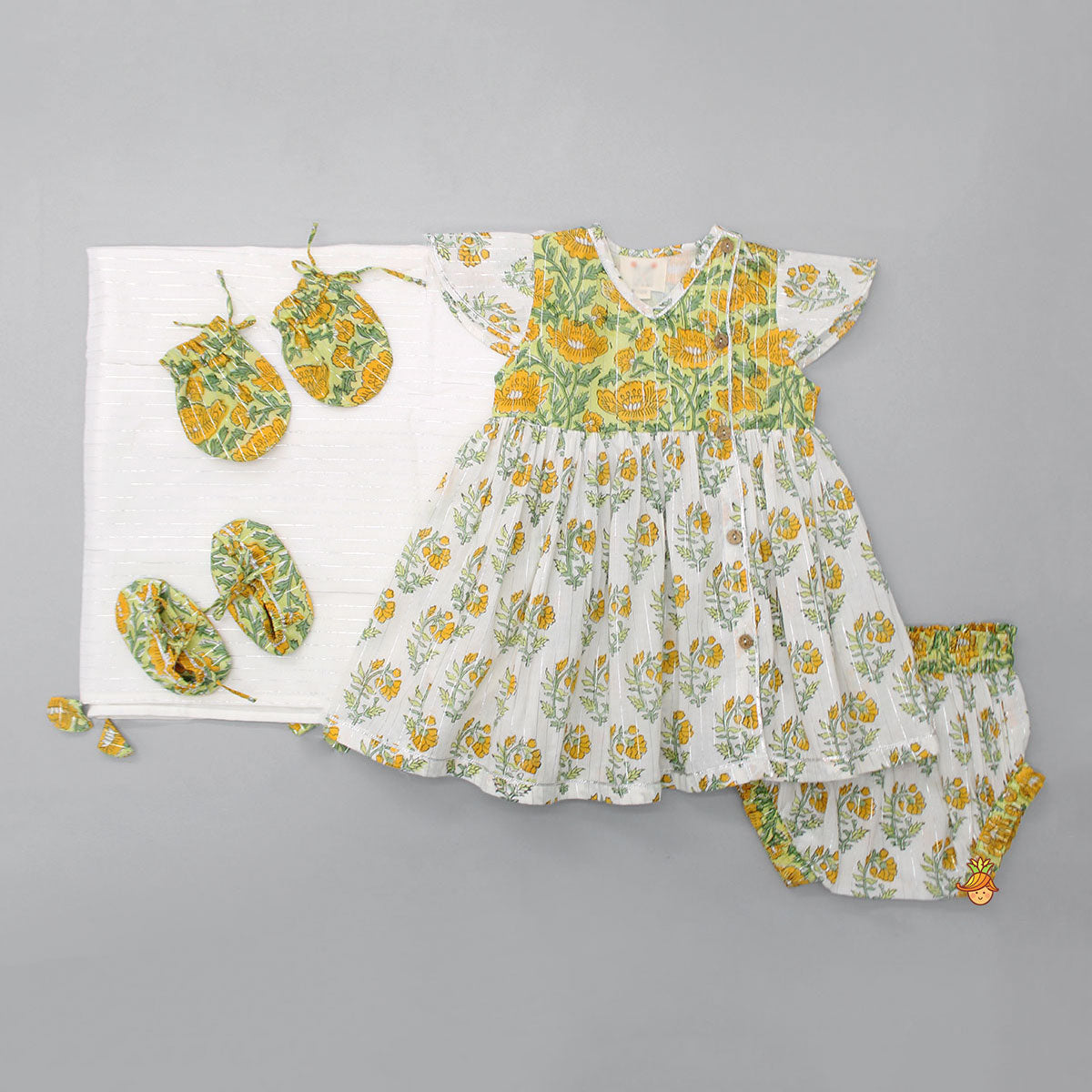 Hand Block Printed Multicolour Infant Baby Set With Swaddle