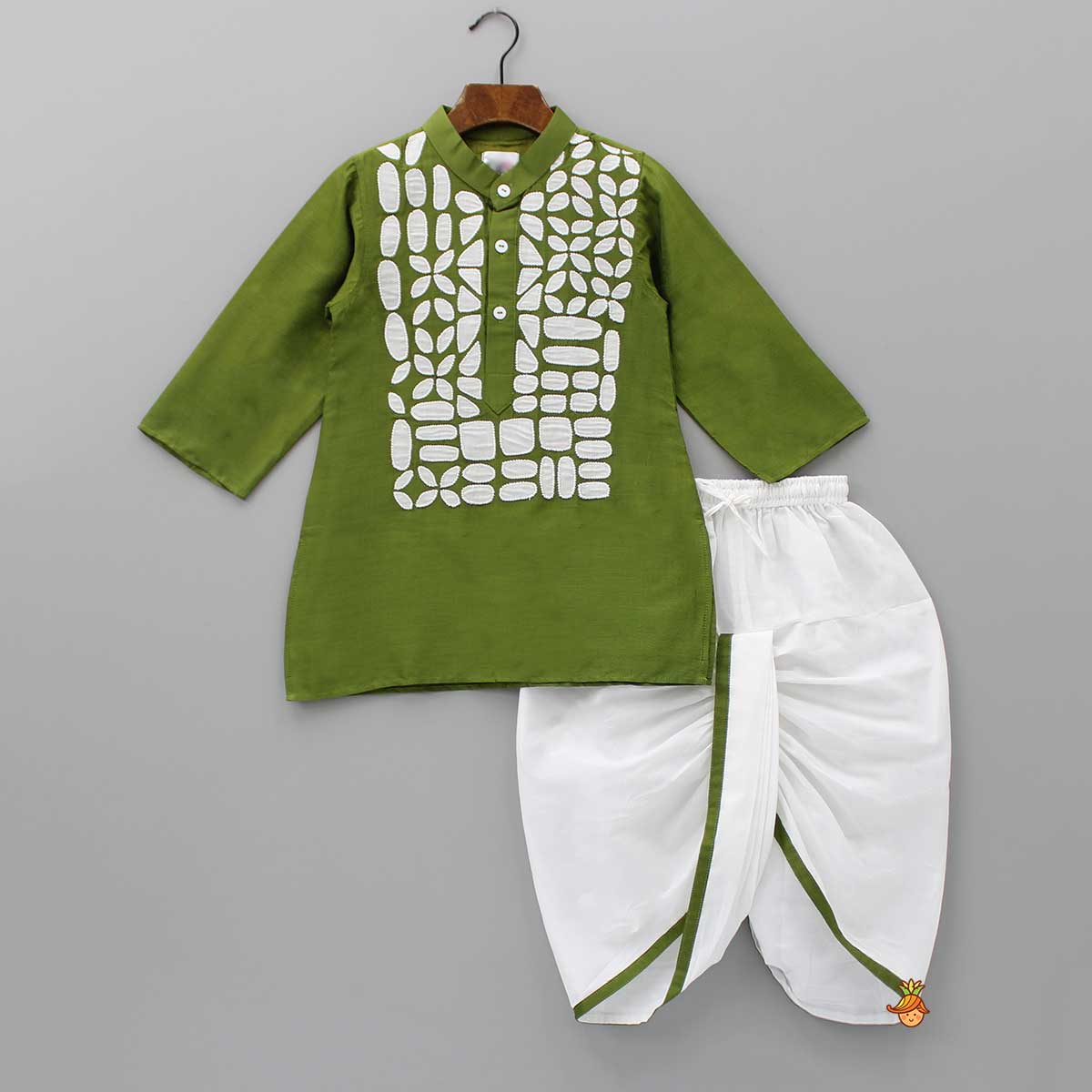 Applique Embroidered Front Placket Green Kurta With Dhoti