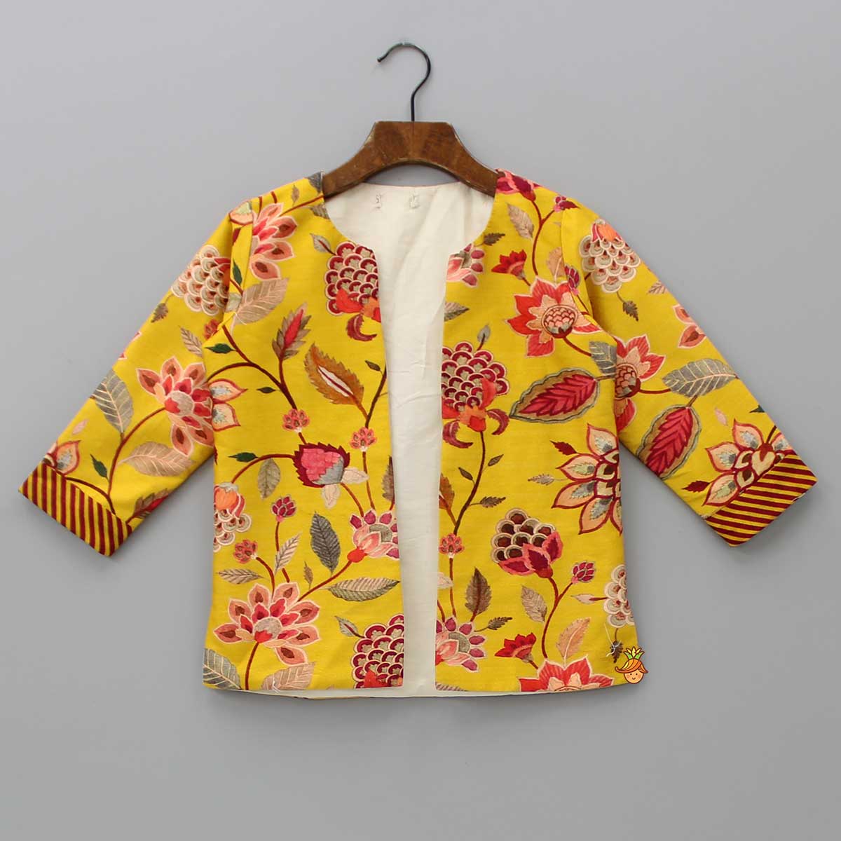 Loop Buttons Detail Kurta With Yellow Open Jacket And Pyjama