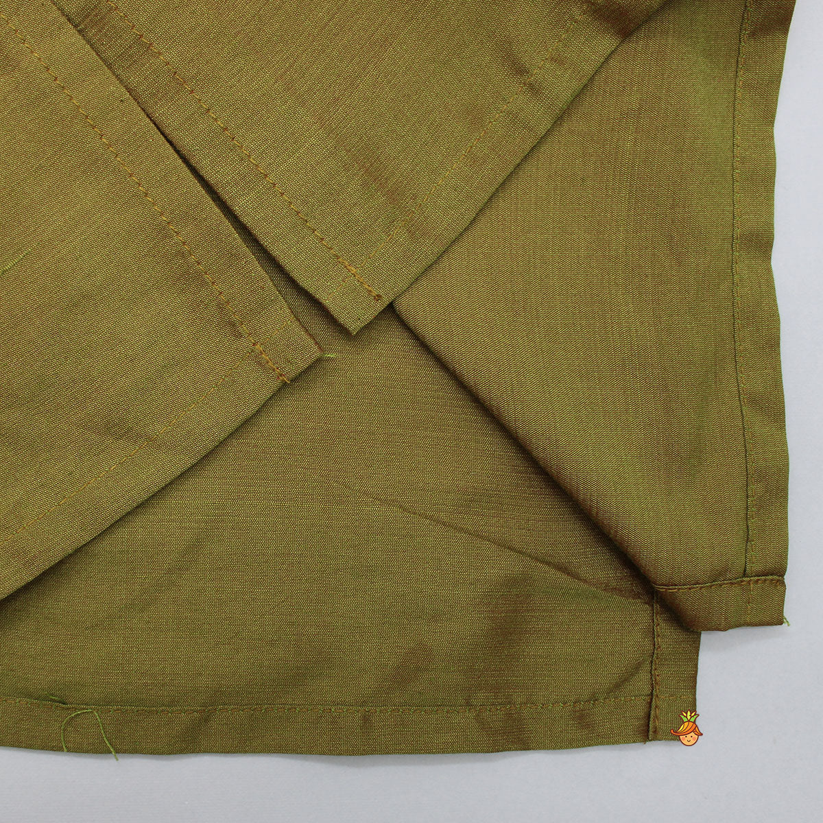 Green Kurta With Printed Asymmetric Hem Jacket And Pyjama