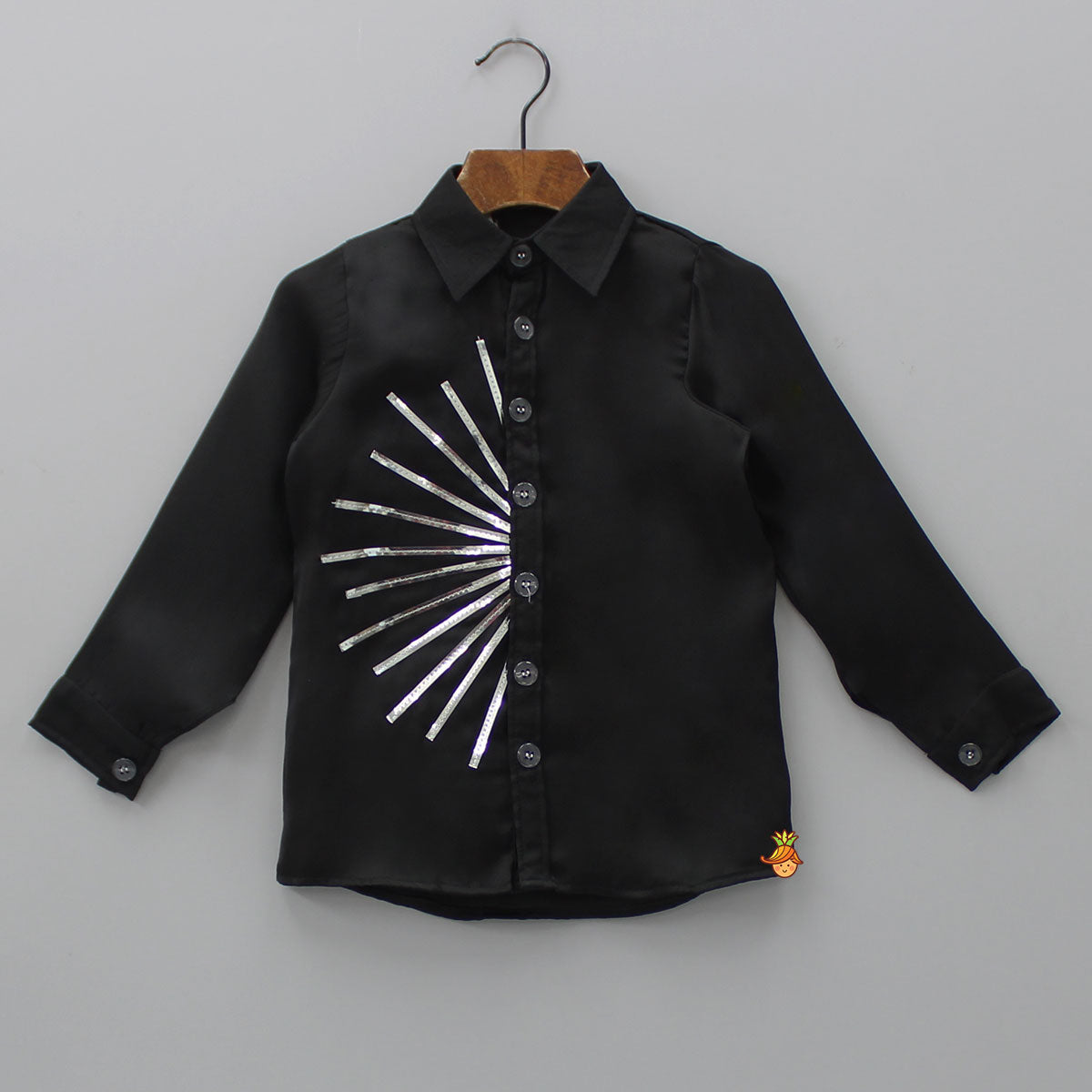 Collar Neck Stripes Detailed Black Shirt