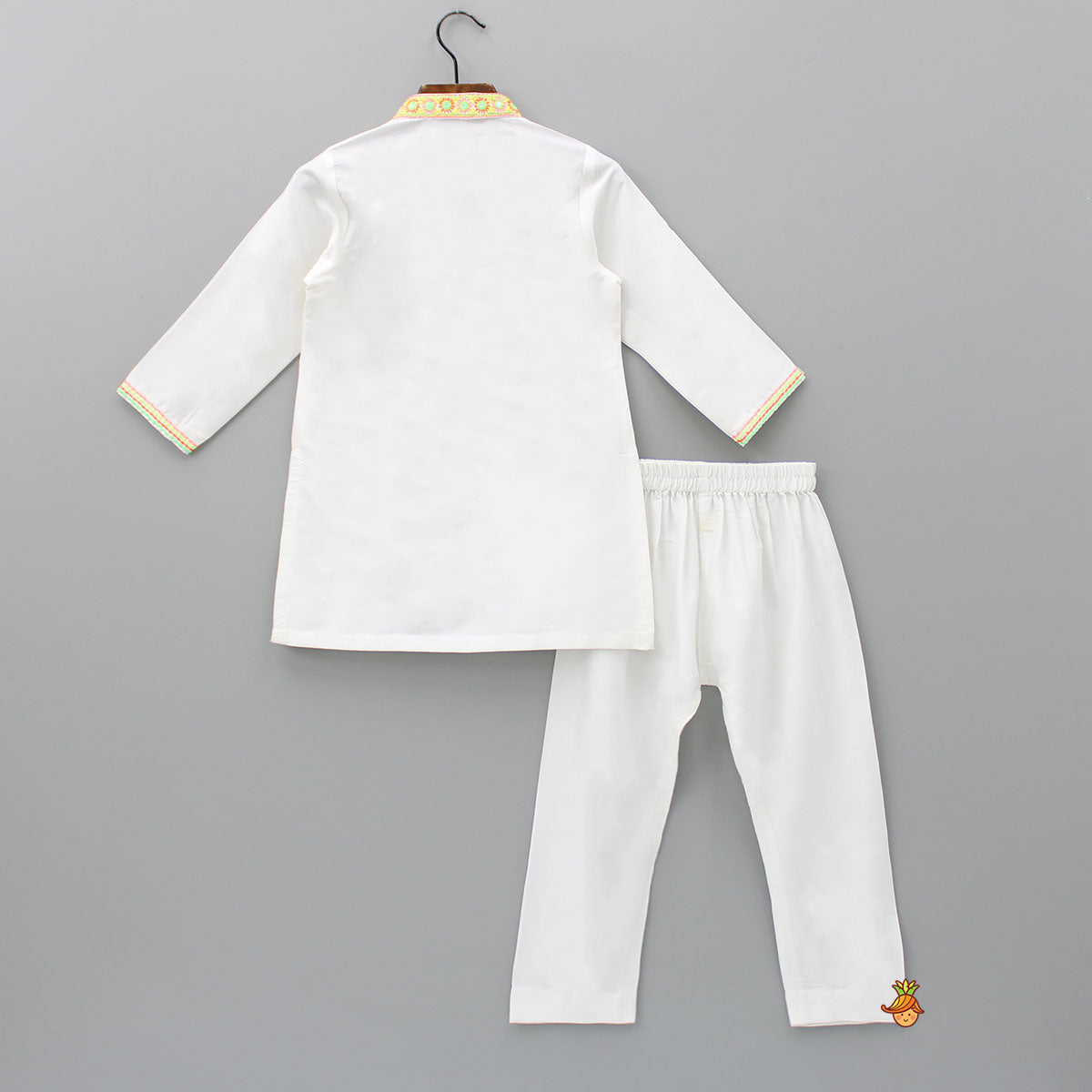 Abhla Work Collar And Front Placket Off White Spun Kurta With Pyjama